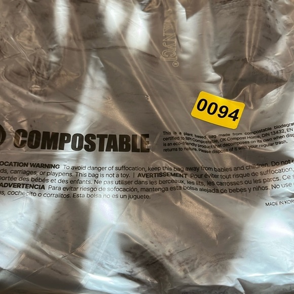 NEW Blank‎ NYC | Baxter Ribcage High Rise Vegan Leather Jeans | Black  | Size 26 - Picture 14 of 14